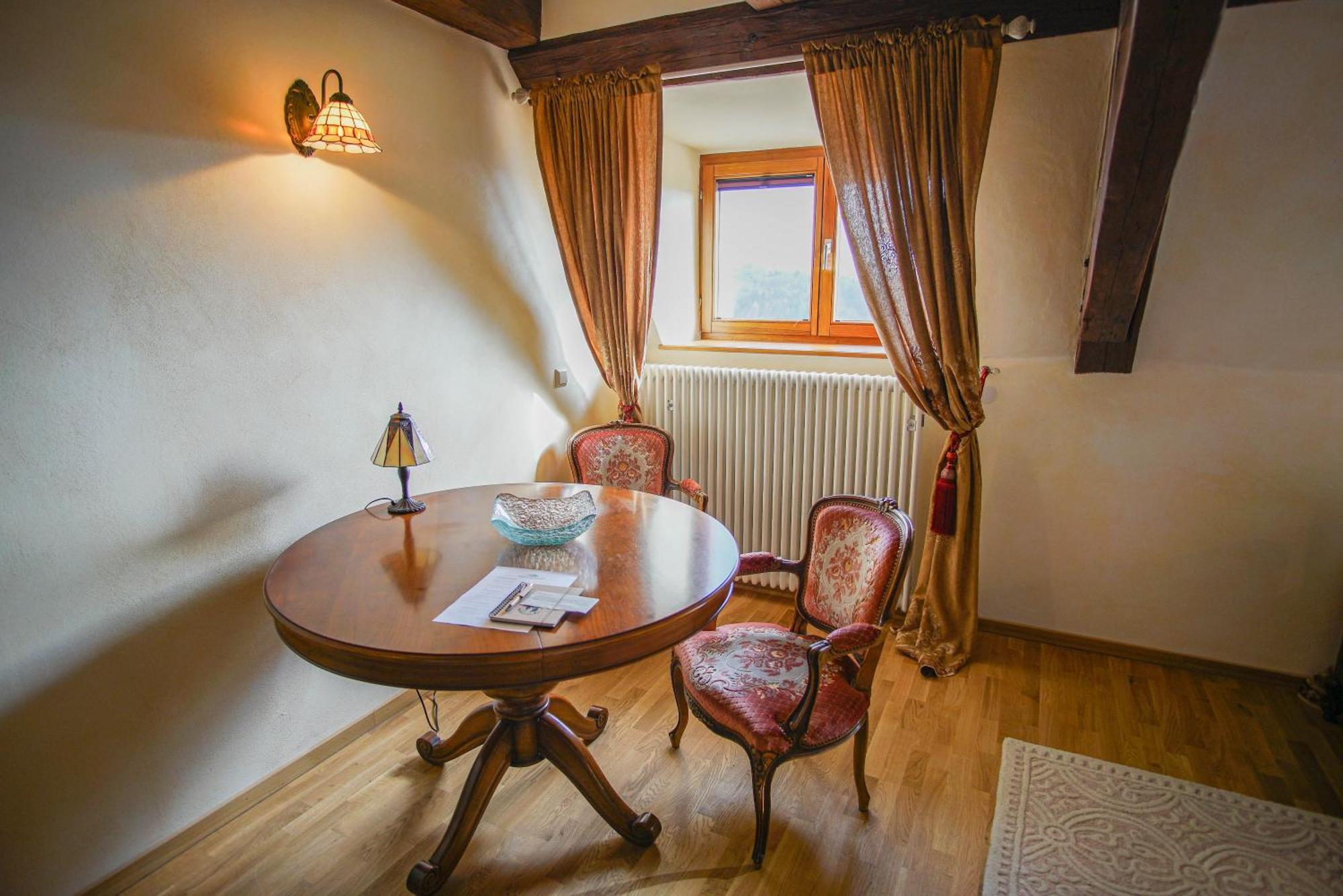 Hotel & Tagungszentrum Schloss Hohenfels Hohenfels  ภายนอก รูปภาพ