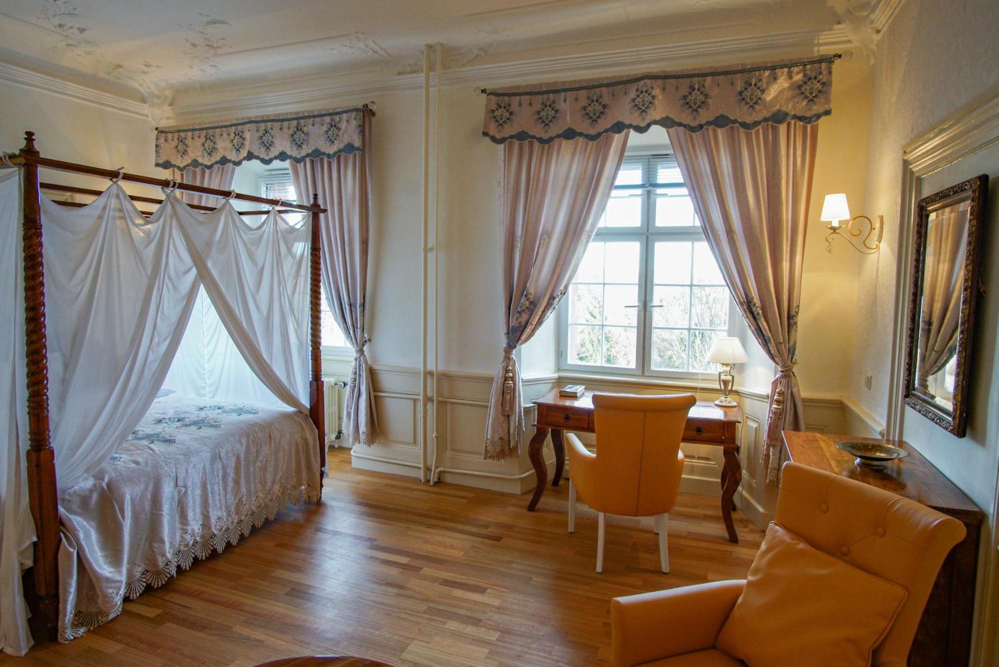 Hotel & Tagungszentrum Schloss Hohenfels Hohenfels  ภายนอก รูปภาพ